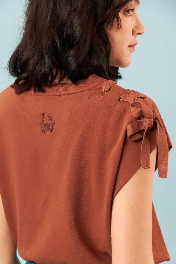 BLUSA SUZANA MARROM