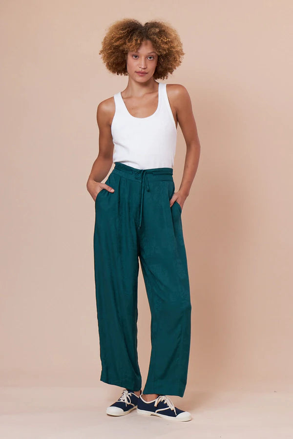 CALÇA ISOTTA