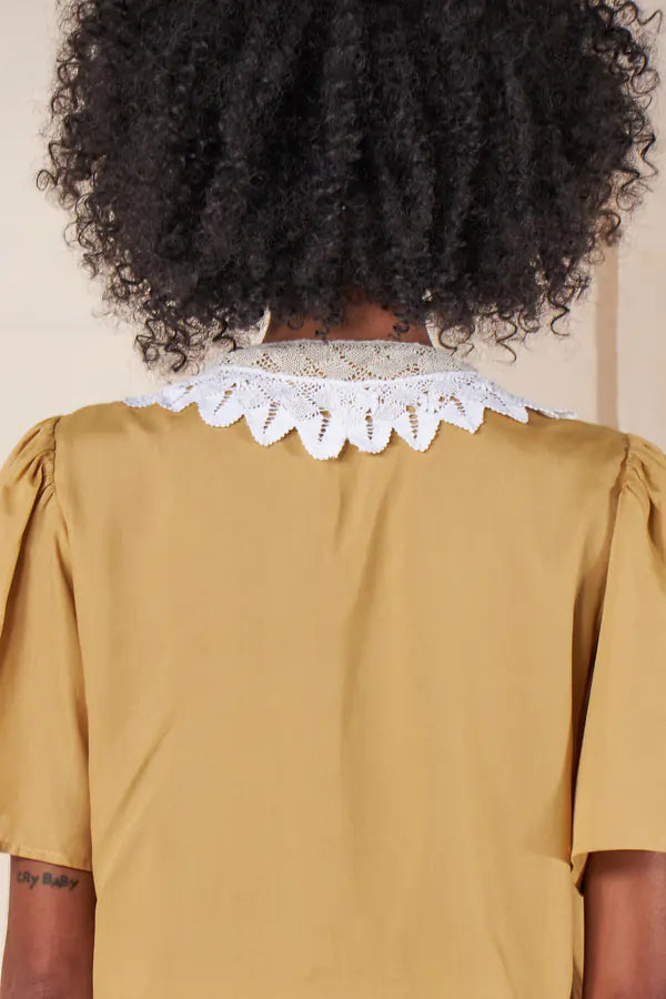 BLUSA MORENA