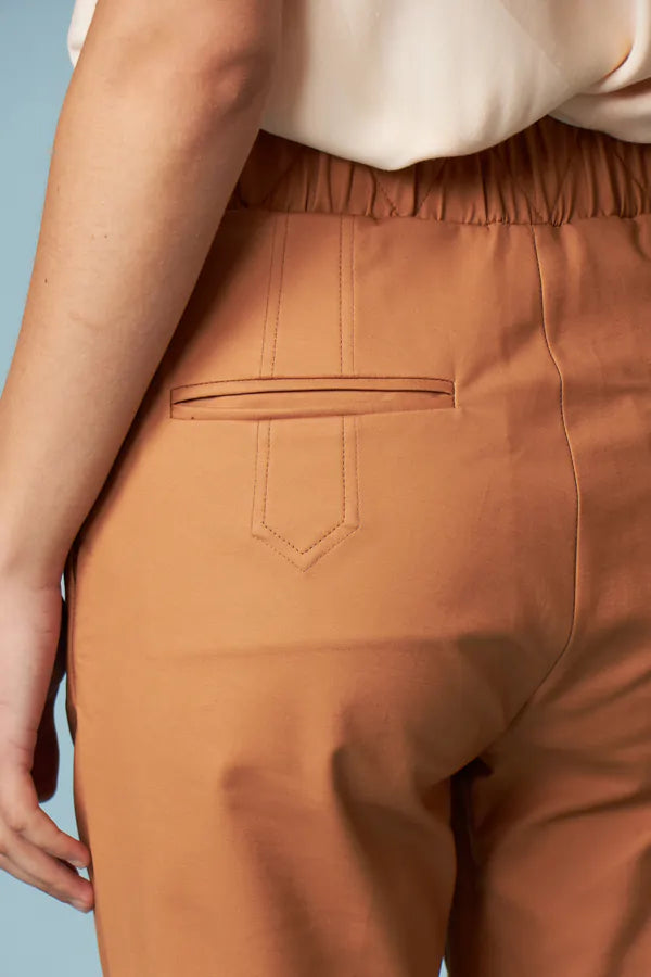 CALÇA CAMÉLIA