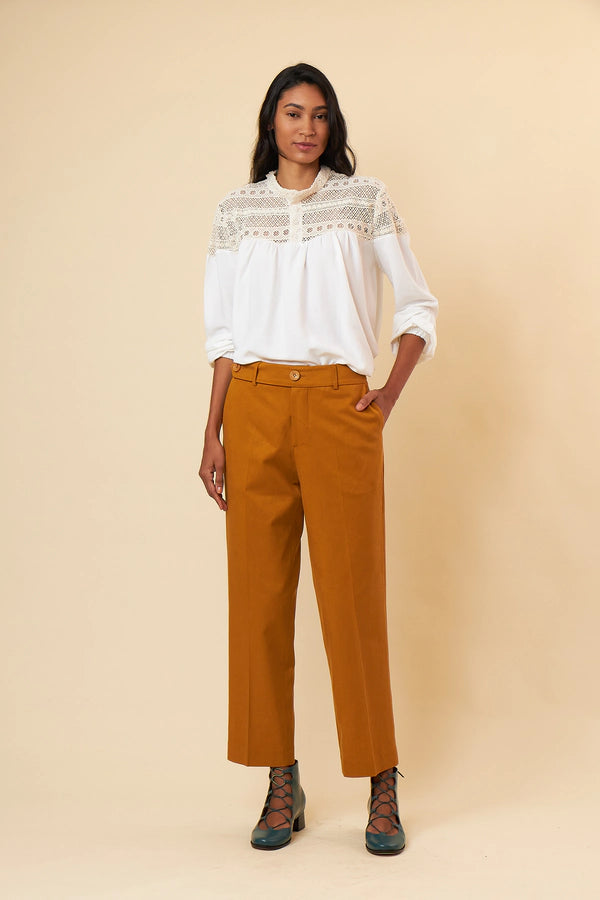 CALÇA FELCA