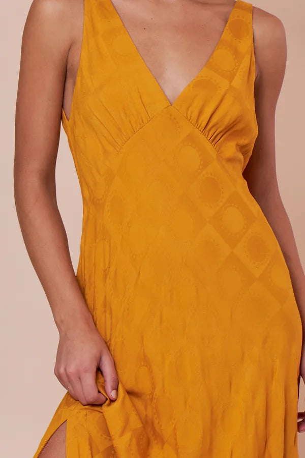 VESTIDO BRUNA