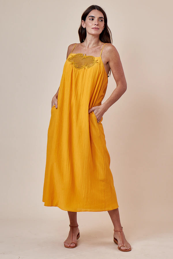 VESTIDO GIRO